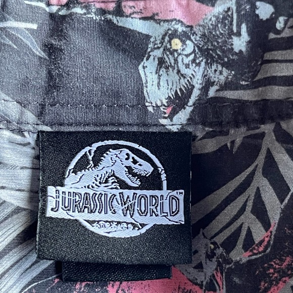 Jurassic World Shirt Mens Extra Small XS Gray Button Up Dinosaurs Tropical Movie - Picture 5 of 12
